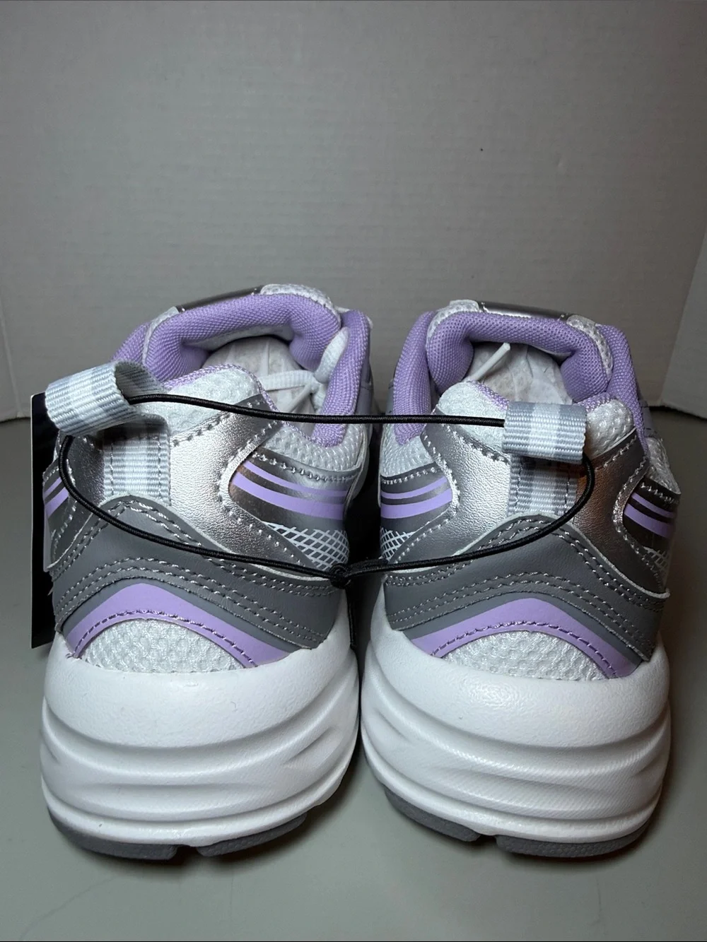 NEW! Avia Women's 5000 Performance Sneakers Size 9.5 Wide Purple Silver